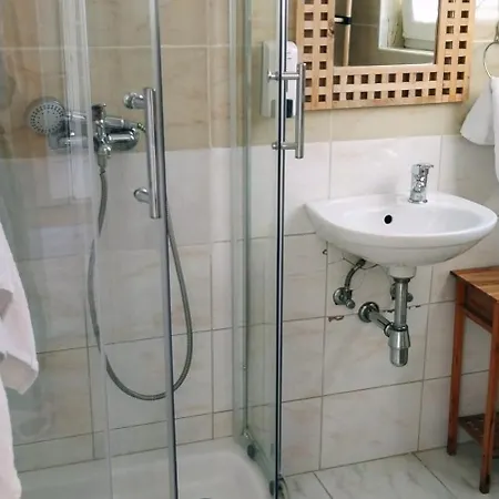 Alliya דוברובניק